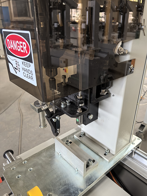 Single Head Screw Fastening Machine